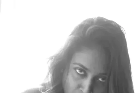 Desi Chick Goes Wild Alone Rubbing Her Wet Pussy And Squeezing Her Big Boobs Sex Video