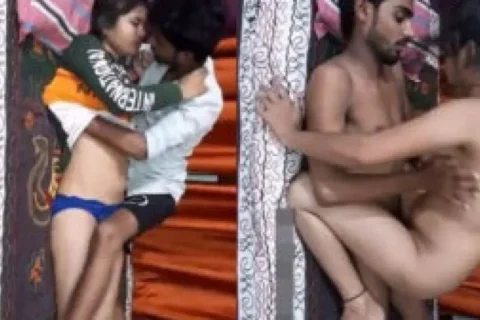 Nude Desi girl riding dick of lover MMS