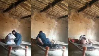 Young Lads Secret Romance with Pakistani Village Granny Sex Video
