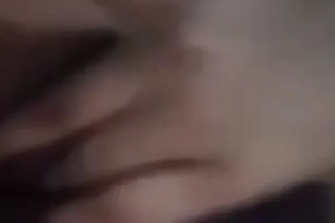 girl fingering herself
