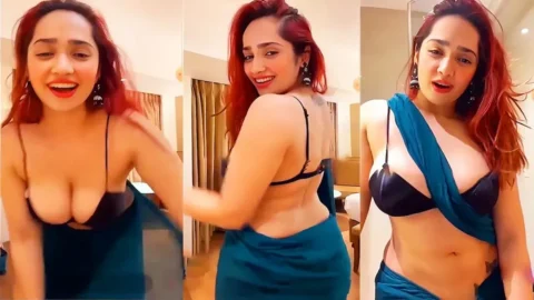 Aditi Mistry Squeezing Her Massive Tits Exposing Nipples Leaked MMS