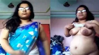 Desi Marathi Gaon Ki Hot Bhabhi Ka Private XXX MMS Sex Video