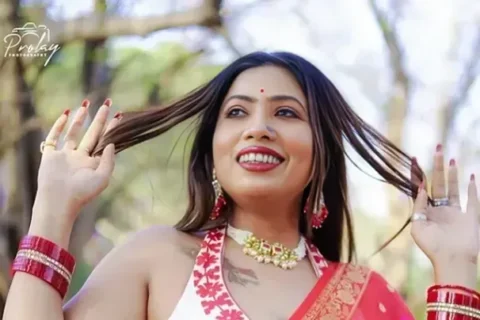 Bong Model Moumita Showing Boobs Pussy and Fingering Sex Video