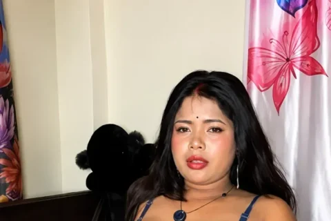 Horny Bhabhi Big Boobs Pressed Sucking Hard Cock Live Cam Show Sex Video