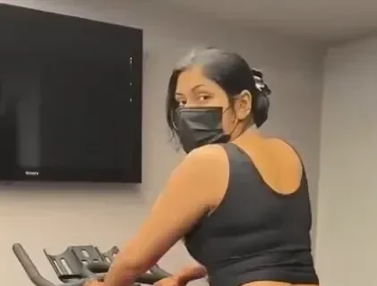 Desi Gym Girl Tanisha Rides Spin Bike While Showing Off Her Thick Ass Sex Video