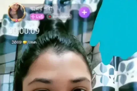 Horny Teen Shows Off Boobs, Pussy Asshole, Dildo Fucking Herself Sex Video