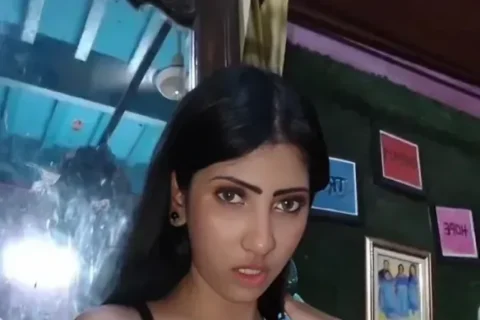Hot Desi Model Priyanka Igotcurvs Leaked Nude Teasing Boobs Press And Pussy Spread Clip Sex Video