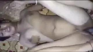 Desi village wifes secret hot affair with her neighbor Sex Video