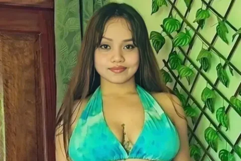 Insta Model DK Insane Nude Nipples Pinched And Pussy Fingered In A Net Hammock