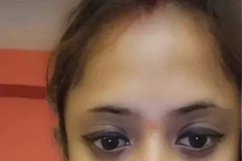 Bengali Bhabhi Deep Cleavage Tease Showing Her Massive Boobs Sex Video