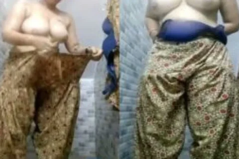 Super chubby Indian girl big boobs show