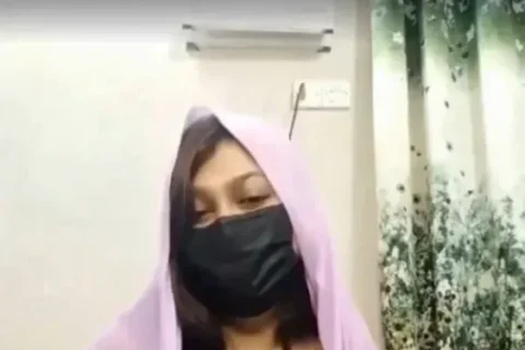 Horny Babe Katrina Strips Nude Boobs Pressed And Masturbate Spread Legs To Show Off Pussy Hole For Fans