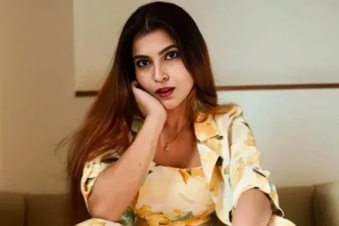 Tanya Chaudhari Paid App Exclusive NEW VIDEO UNLOCKED Teasing Str!pping with Full Face Hot Expressions!! Don t Miss Sex Video