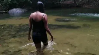 Desi bhabhi ka garam chudai ka maza village mein Sex Video