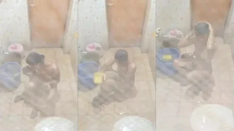 Leaked Hidden Cam of Big Boobs Desi Bhabhi Soaping Her Wet Pussy and Ass