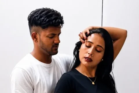 Hot Desi Girlfriend Gets Boobs Pressed Hard and Fucked in Uncut Sex Tape Sex Video