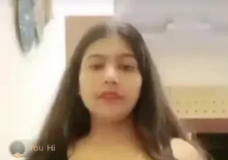 Desi Girl Big Boobs Out Flashing Hairy Pussy on Live Tango Show Sex Video