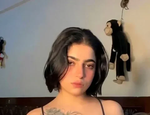 Punjabi Babe Jasneet Kaur Viral Insta Video Her Boobs are Totally Visible Sex Video
