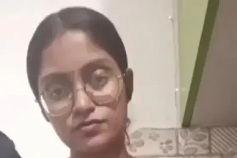 Hot Babe Stripped Grinding Pussy Pressing Boobs For Her Boyfriend On Sex Video Call