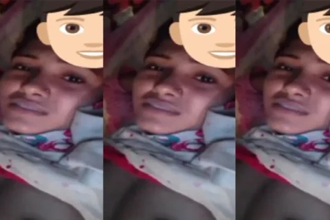 Desi Young Bhabhi Showing Lover