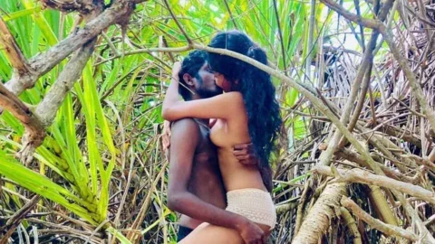 Tamil SL Girl Public Fucking Near Beach