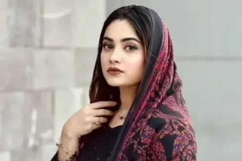 Kashmiri Wife Enjoying with Neighbor Full Nude 7 Minutes Video Sex Video