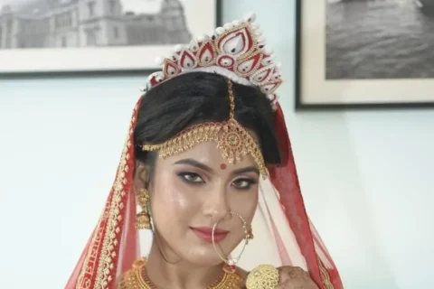 Gorgeous Bengali beauty Moumita Saha strips traditional saree nude exposing perfect tits and shaved pussy Sex Video