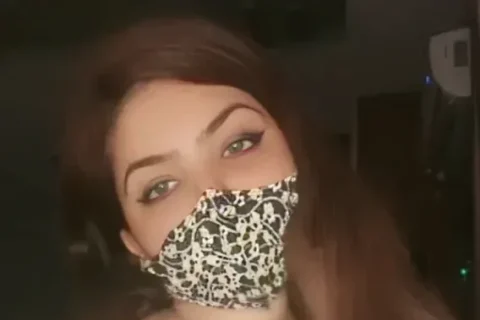 Sexy Indian Wife in Saree Teasing Her Big Boobs with Deep Cleavage Sex Video