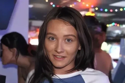 Hot Girl Fucked Hard Against a Table in the Game Room Sex Video