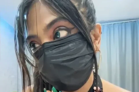 Beautiful Bhabhi Oils Her Body Topless, Teasing Her Huge Boobs Sex Video