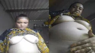 Desi village aunty ke bade boobs aur chut ka mast nanga show Sex Video