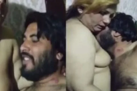 Blonde hair lady feeding boobs with smiling face