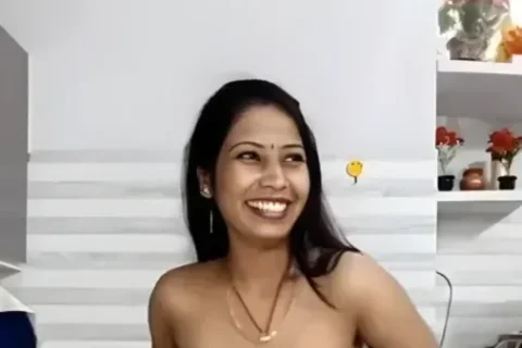 Wifey Stripping Fully Nude Teasing Hubby and Everyone with her Boobs and Pussy Sex Video