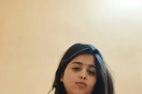 Hot Girl Nude Live Show Pinching Her Milking Tits and Fingering Wet Pussy Hard Until She Piss Sex Video