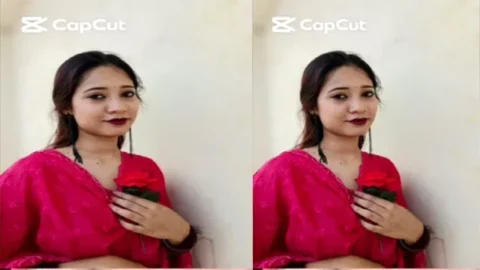 Cute GF Showing Boobs Pussy