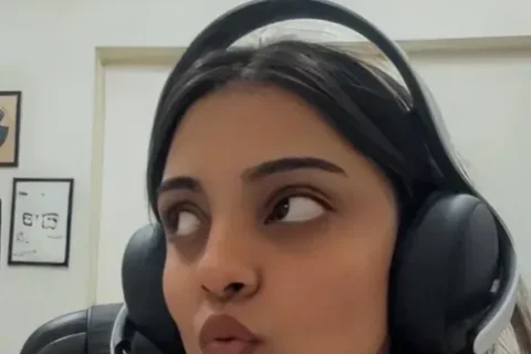 Super Hot Insta Model Charvi Bhatt Stripping Full Nude Spreading Her Legs and Masturbating Sex Video