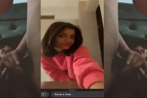 Snapchat Beautiful Sexy Gf Showing And Horny Fingering
