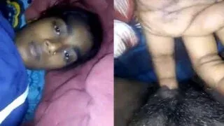 Desi gaon ki ladki ka choot fingering ka mast secret Sex Video