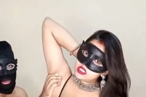 Kamini Bhabhi Gets Horny Her Boobs Pressed Hard Gives Blowjob And Fucked While Buzzing Vibrator On Pussy