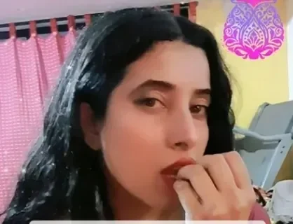 Desi MILF Maushmi Udeshi Nude Dancing and Teasing Her Boobs in Fluffy Robe Sex Video