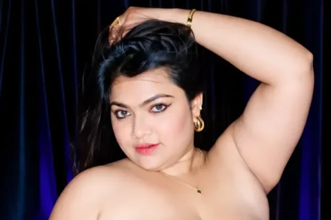 Famous Insta Model Sampa Sardar Teases with Her Big Tits Before Showing Nude Boobs Sex Video