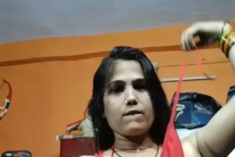 Sexy Desi Bhabhi Stripping Bra and Panty Showing Tight Pussy Sex Video
