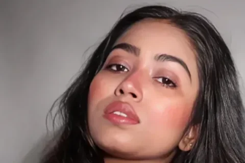 Beautiful Insta Model Striptease Topless Boobs Show Tease Sex Video