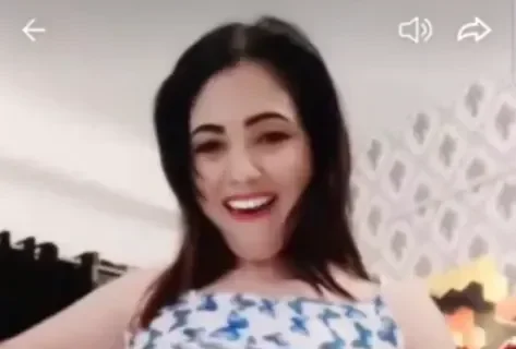 UrSonaBabu aka Pinky Nude Shakes Her Ass and Flashes Perfect Pink Nipples While Twerking Sex Video