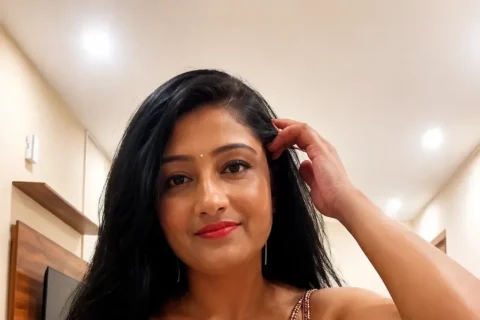 Hot MILF Rajashree Stripping Saree Full Nude Pressing Her Boobs Pinching Nipples And Fingering Pussy On Bed