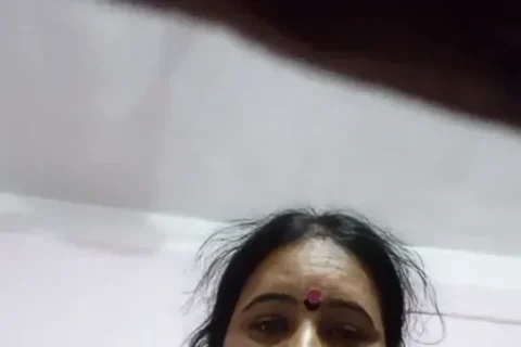 Busty Bhabhi Fully Nude Video Call Sex Pressing Huge Boobs Wide Spread Fingering Wet Pussy Sex Video