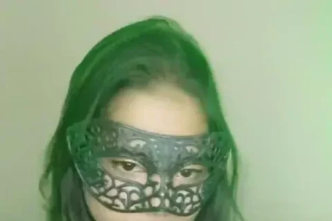 Hot desi babe teasing her fans dancing and shaking her ass live on cam Sex Video