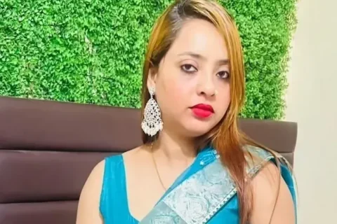 Viral Desi Bhabhi Nude in Corridor Giving Blowjob in Elevator Leaked Sex Video Sex Video