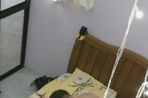 DESI OLD MATURE COUPLE'S ROMANCE ON BEDROOM THEY TRYING FUCK BUT QUICK FINISHED lPCAM CAPTURED HD VIDEO